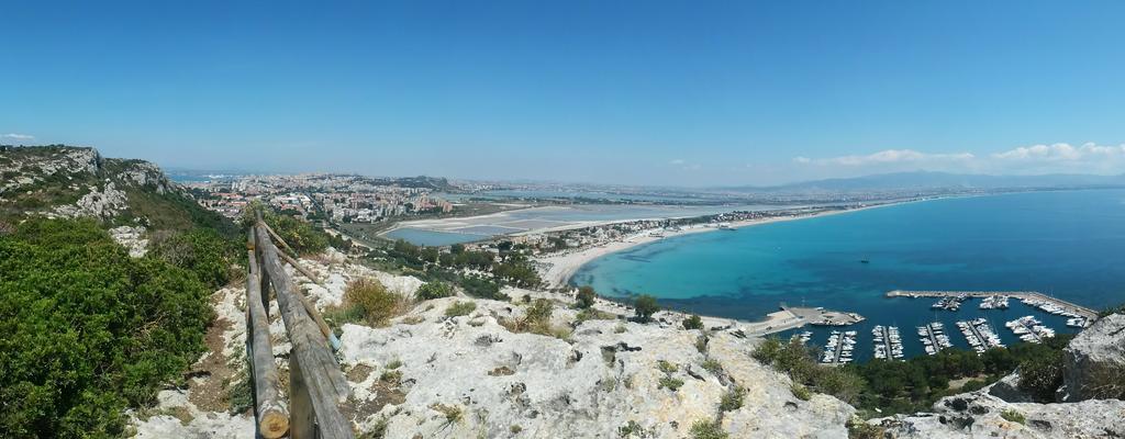 Alfieri B&B Cagliari Buitenkant foto